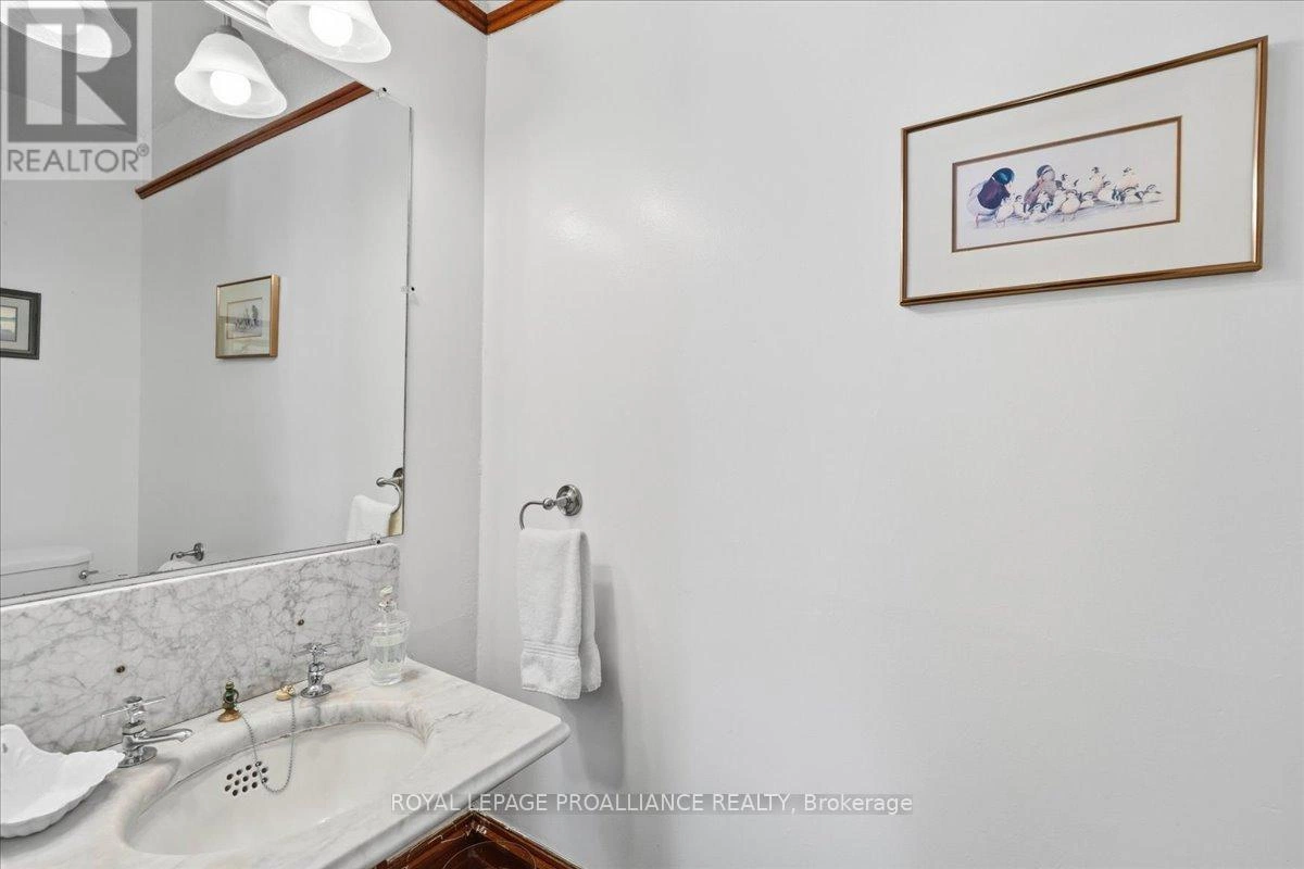 246 Colborne Street, Tweed, Ontario K0K 3J0 - Photo 31 - X12798478