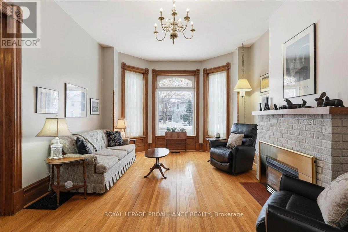 246 Colborne Street, Tweed, Ontario K0K 3J0 - Photo 9 - X12798478