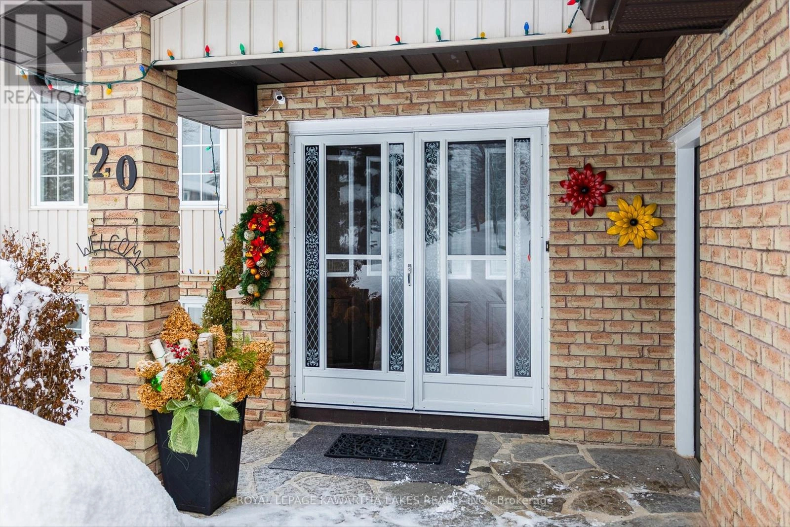 20 Cedartree Lane, Kawartha Lakes, Ontario  K0M 1A0 - Photo 4 - X12817958