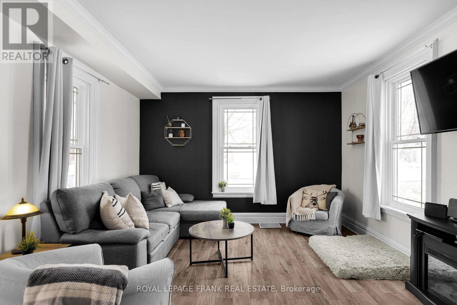 20 Richmond Street W, Kawartha Lakes, Ontario K0M 2B0 - Photo 6 - X12819268