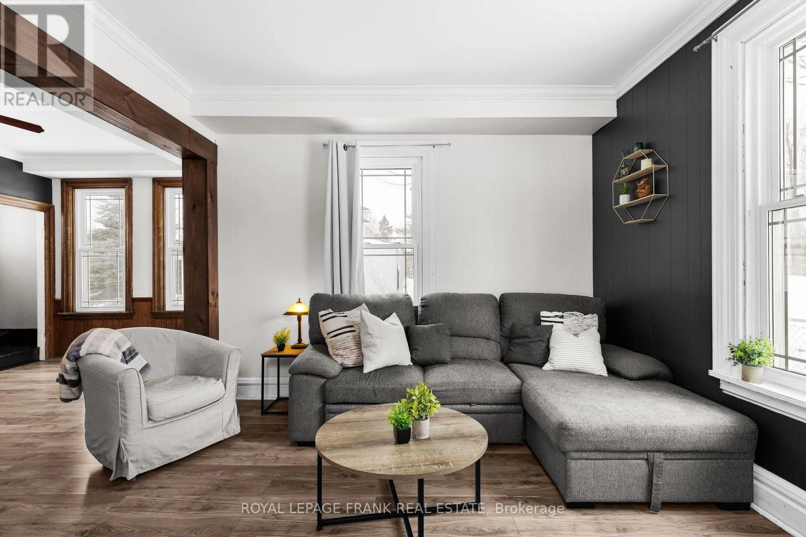 20 Richmond Street W, Kawartha Lakes, Ontario K0M 2B0 - Photo 8 - X12819268