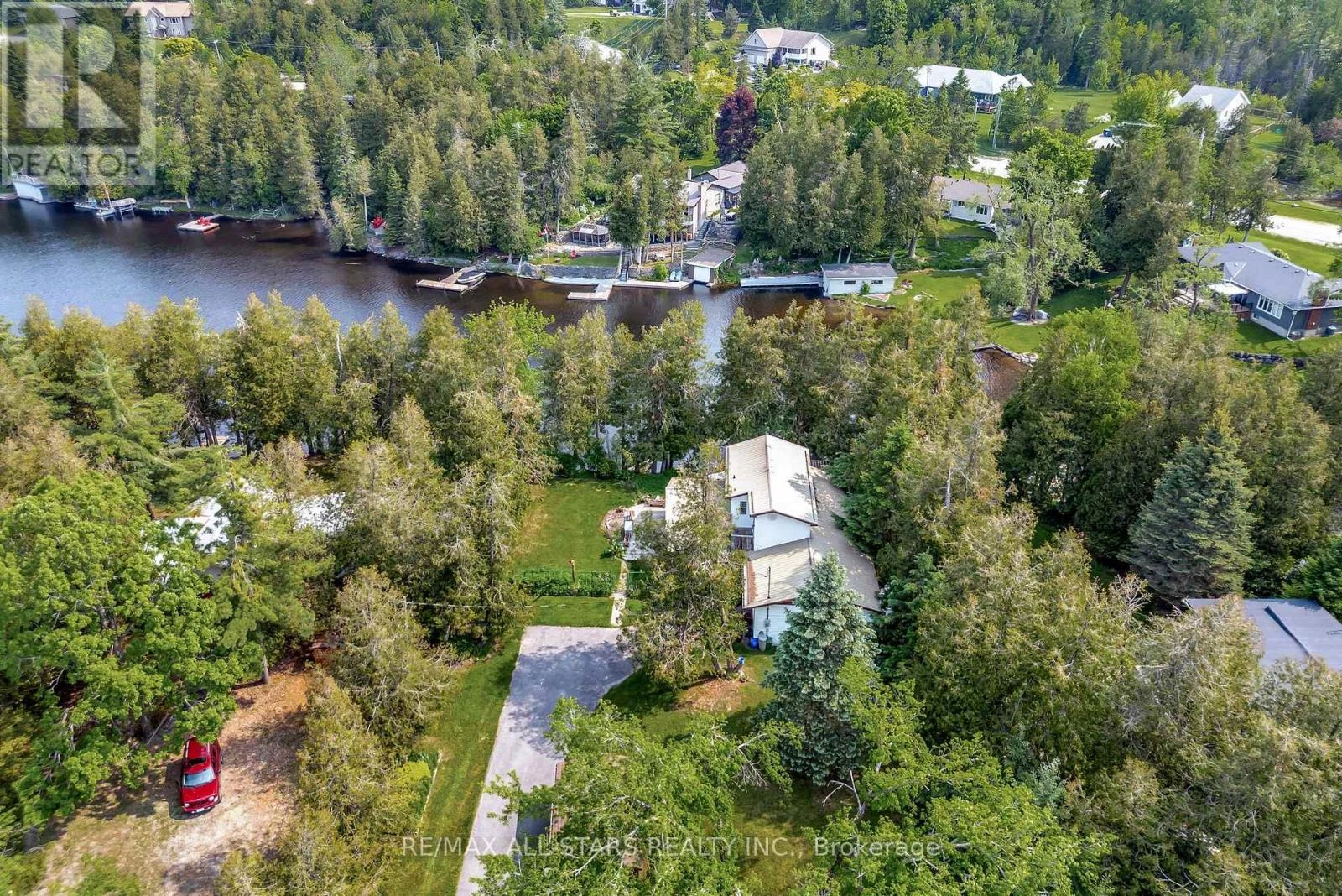 14 Wychwood Drive E, Kawartha Lakes, Ontario  K0M 1N0 - Photo 1 - X12384885