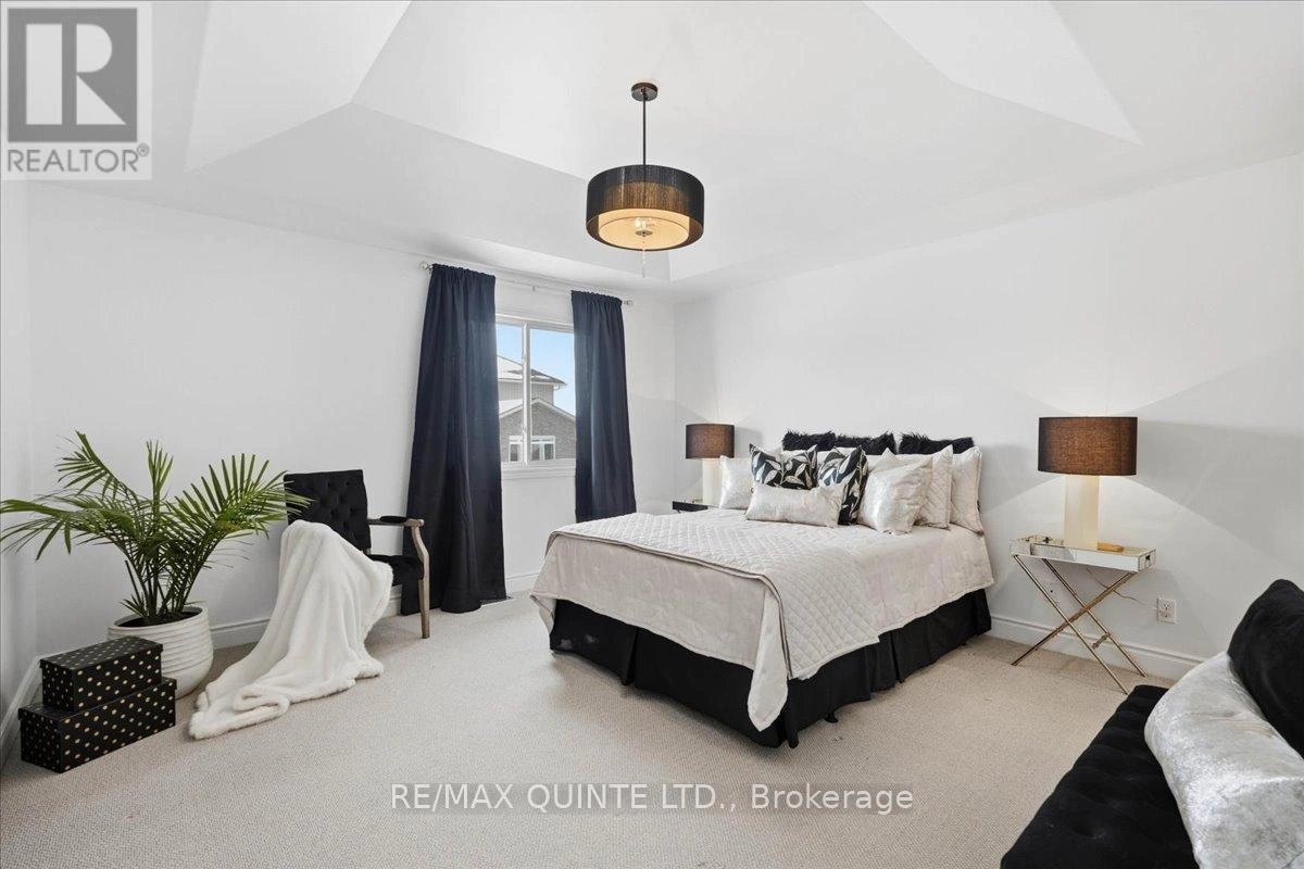 42 Kempton Avenue, Belleville, Ontario K8N 0E9 - Photo 24 - X12833580