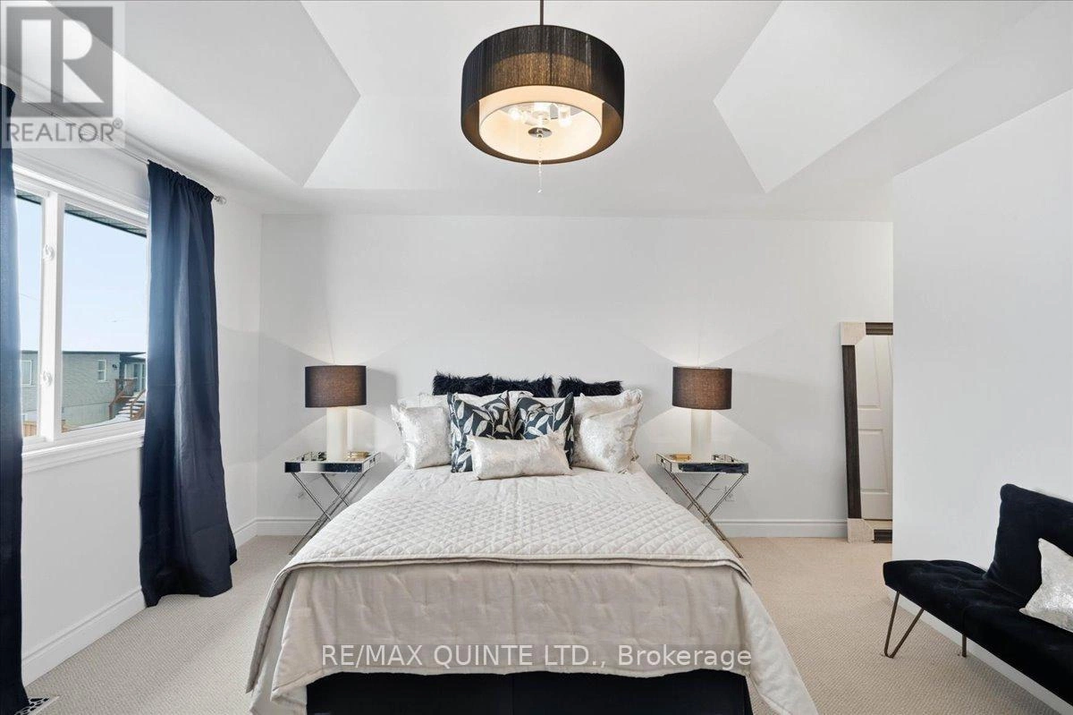 42 Kempton Avenue, Belleville, Ontario K8N 0E9 - Photo 25 - X12833580