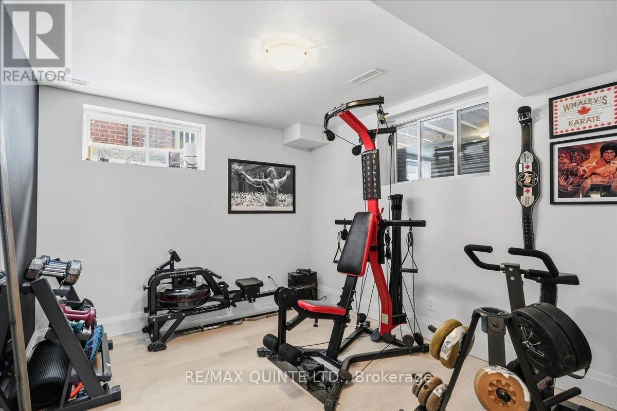 42 Kempton Avenue, Belleville, Ontario K8N 0E9 - Photo 38 - X12833580