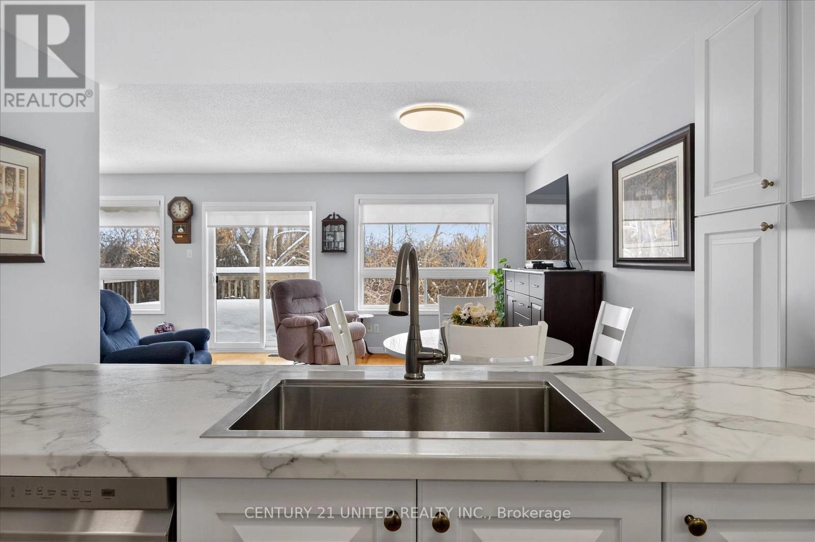 27 - 909 Wentworth Street, Peterborough, Ontario  K9J 8R7 - Photo 10 - X12848044