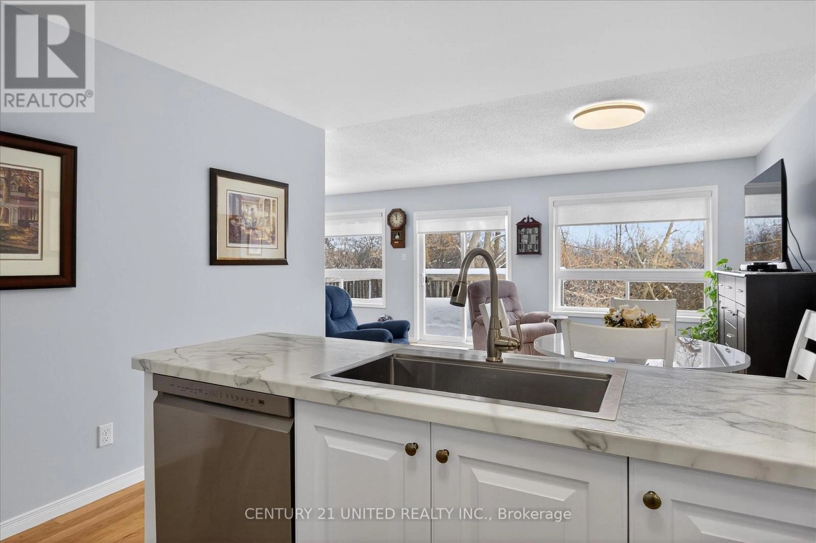 27 - 909 Wentworth Street, Peterborough, Ontario  K9J 8R7 - Photo 11 - X12848044