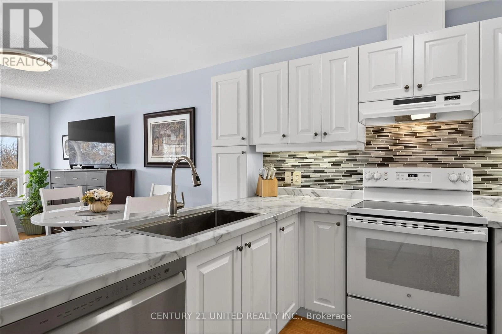 27 - 909 Wentworth Street, Peterborough, Ontario  K9J 8R7 - Photo 9 - X12848044