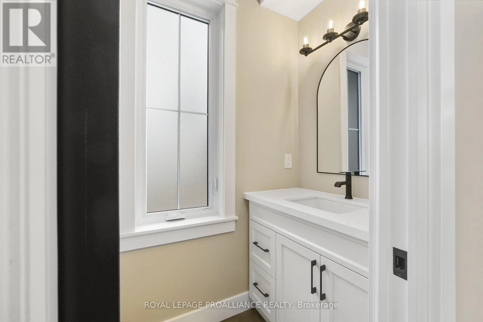 30 Hollingsworth Street, Cramahe, Ontario K0K 1S0 - Photo 25 - X12421412