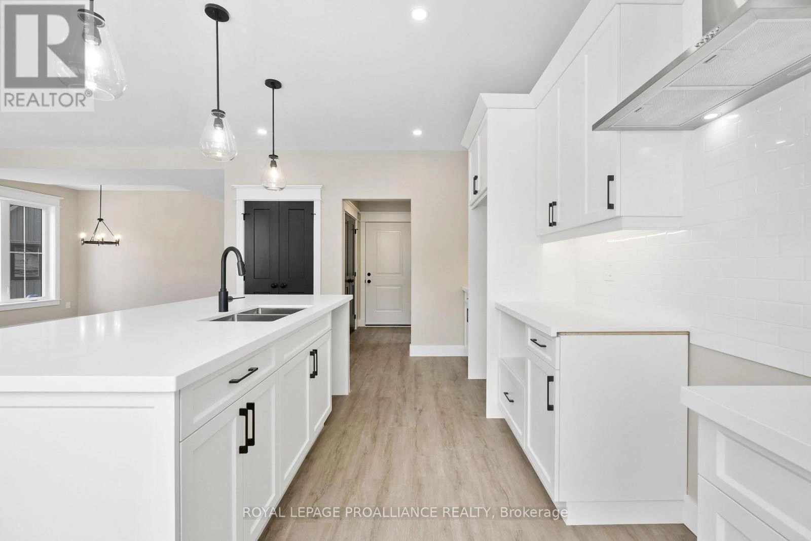 30 Hollingsworth Street, Cramahe, Ontario K0K 1S0 - Photo 19 - X12421412