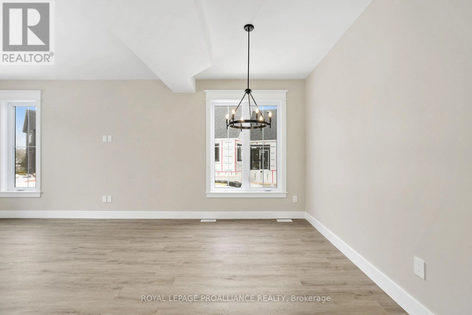 30 Hollingsworth Street, Cramahe, Ontario K0K 1S0 - Photo 10 - X12421412