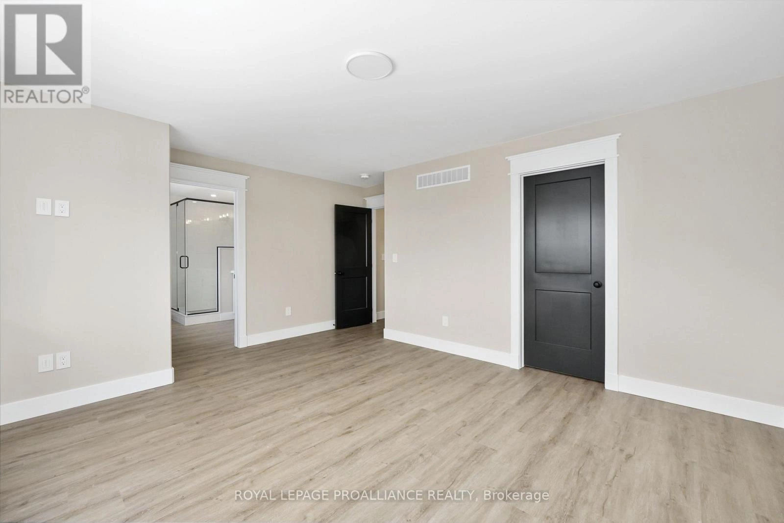 30 Hollingsworth Street, Cramahe, Ontario K0K 1S0 - Photo 36 - X12421412