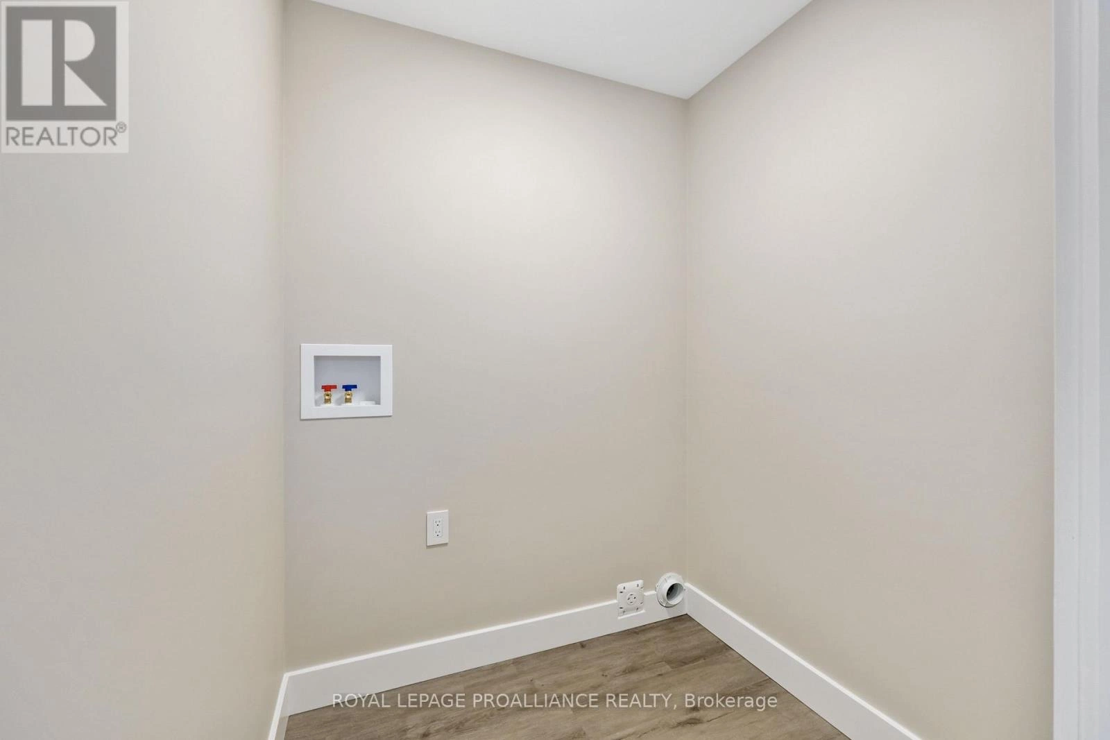 30 Hollingsworth Street, Cramahe, Ontario K0K 1S0 - Photo 33 - X12421412