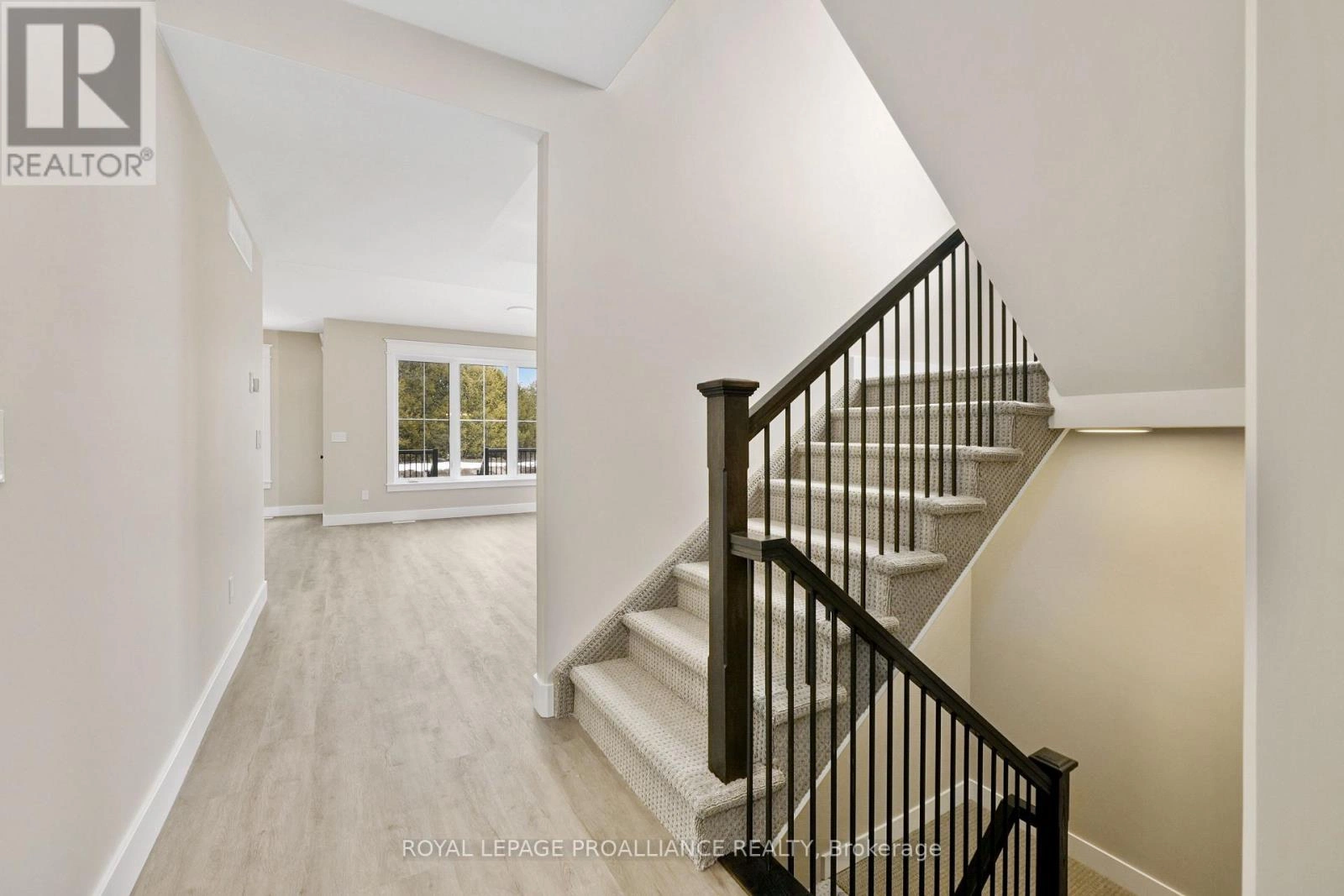 30 Hollingsworth Street, Cramahe, Ontario K0K 1S0 - Photo 7 - X12421412