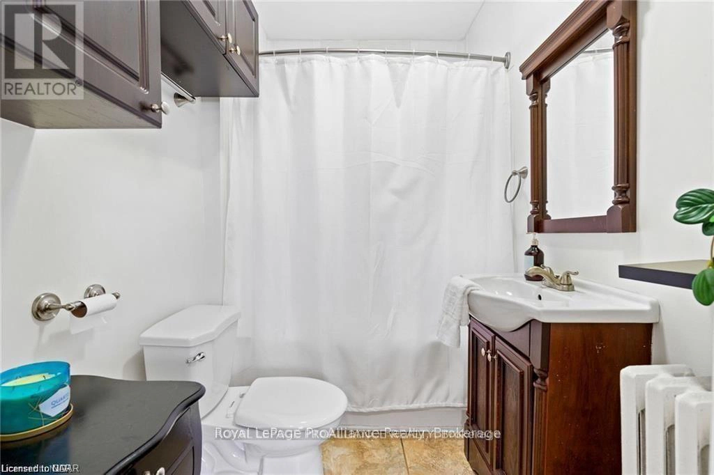 Main - 5654 Desson Avenue, Niagara Falls, Ontario L2G 3T2 - Photo 14 - X12845024