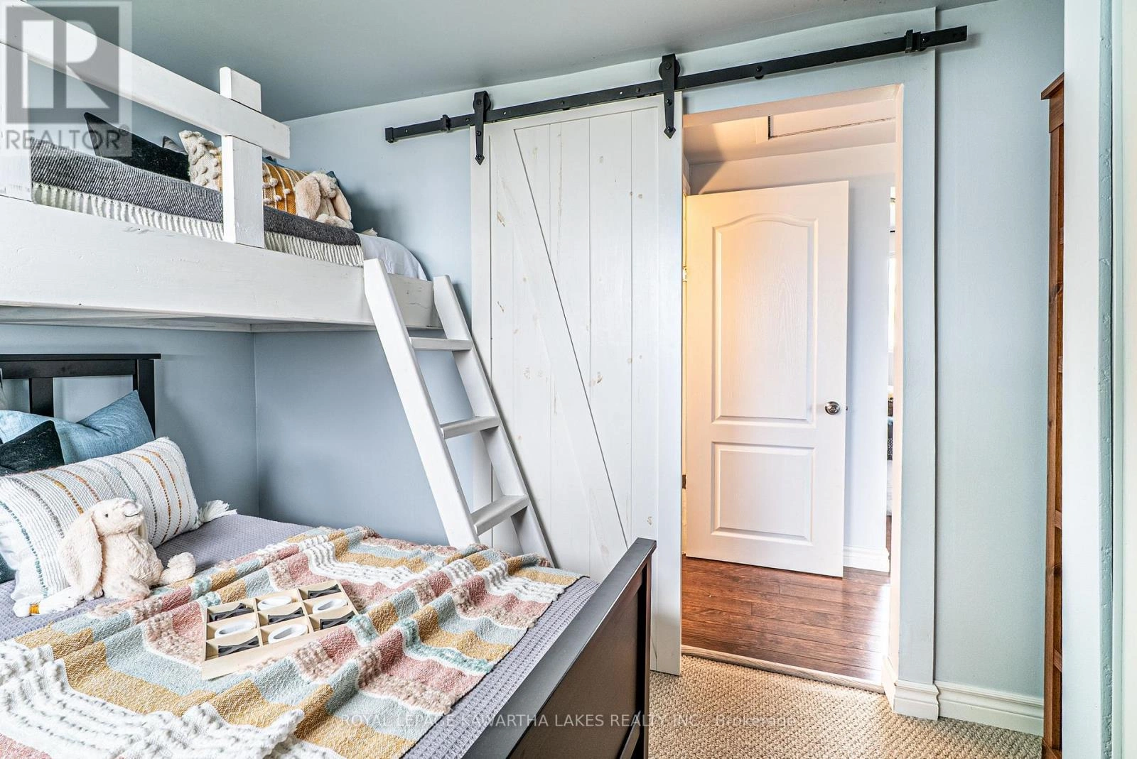 215 Snug Harbour Road, Kawartha Lakes, Ontario K9V 4R6 - Photo 22 - X12879588