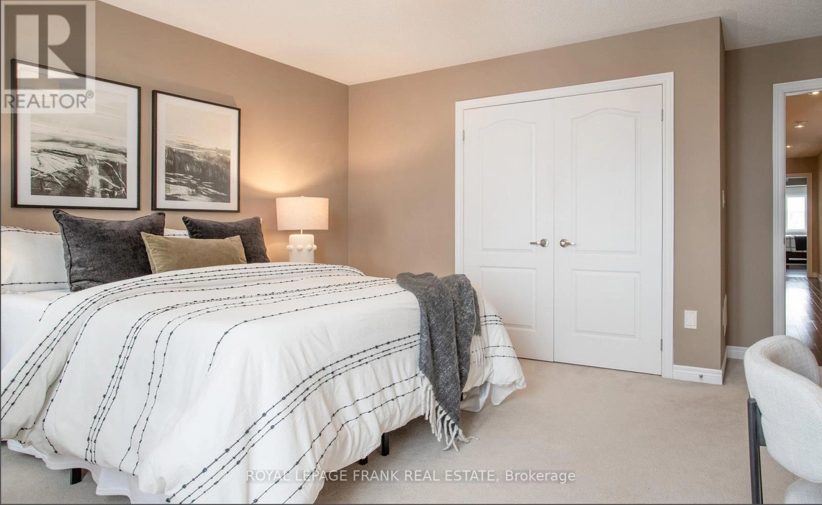 2309 Wuthering Heights Way, Oakville, Ontario  L6M 0E7 - Photo 36 - W12890052