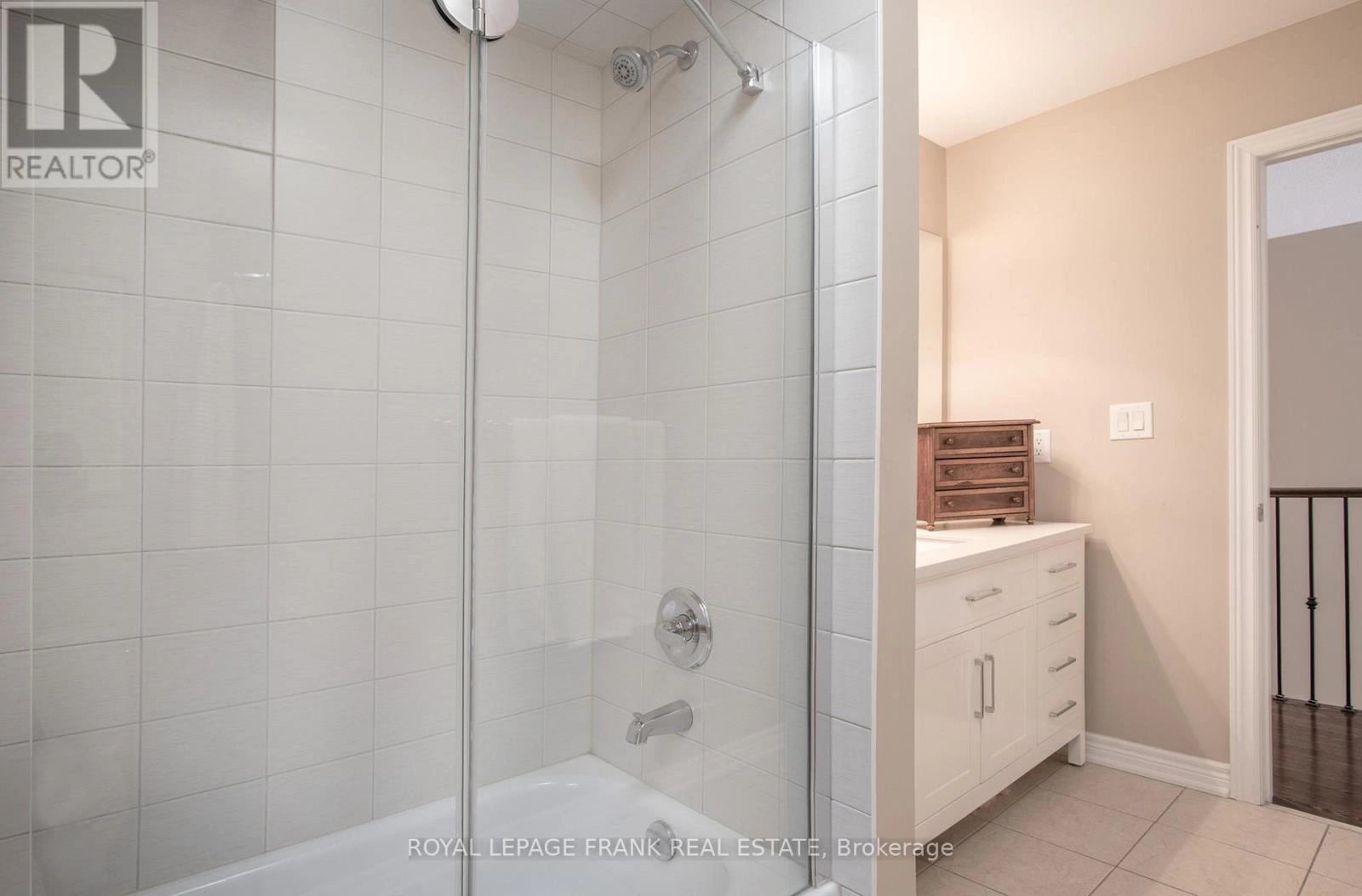 2309 Wuthering Heights Way, Oakville, Ontario  L6M 0E7 - Photo 38 - W12890052