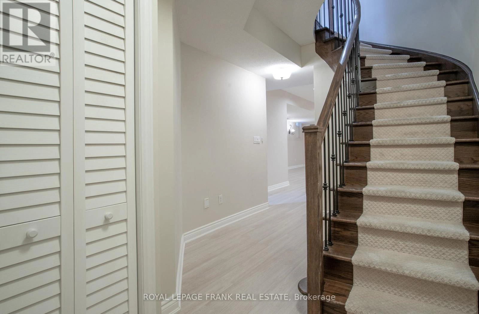 2309 Wuthering Heights Way, Oakville, Ontario  L6M 0E7 - Photo 40 - W12890052