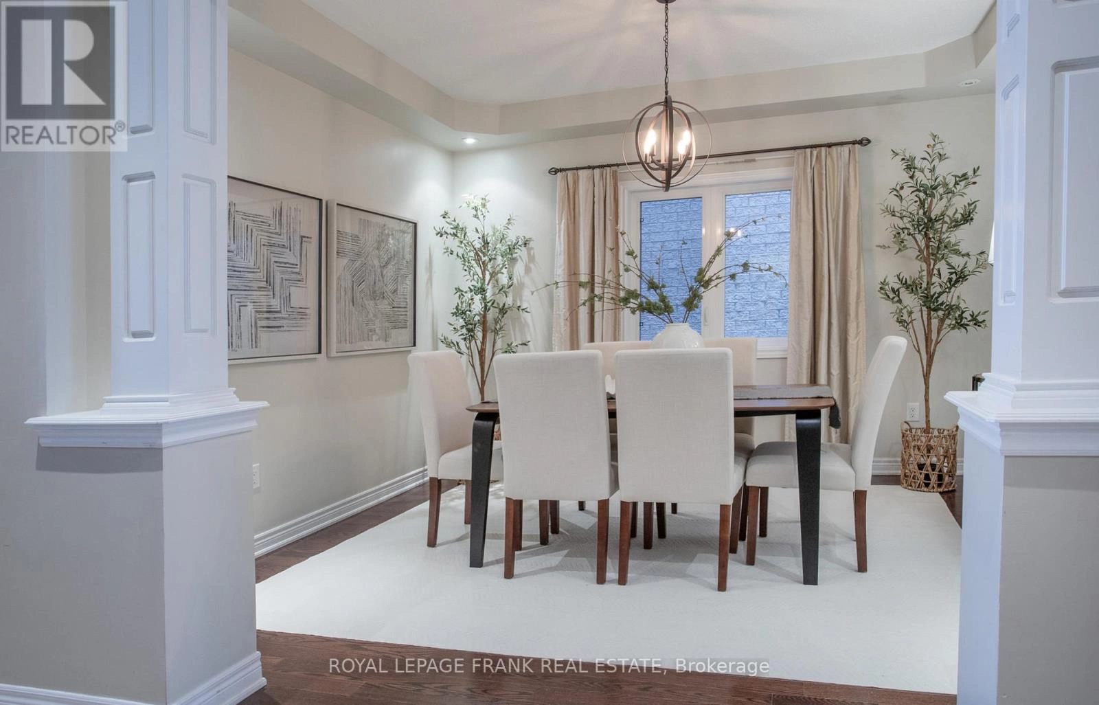 2309 Wuthering Heights Way, Oakville, Ontario  L6M 0E7 - Photo 5 - W12890052