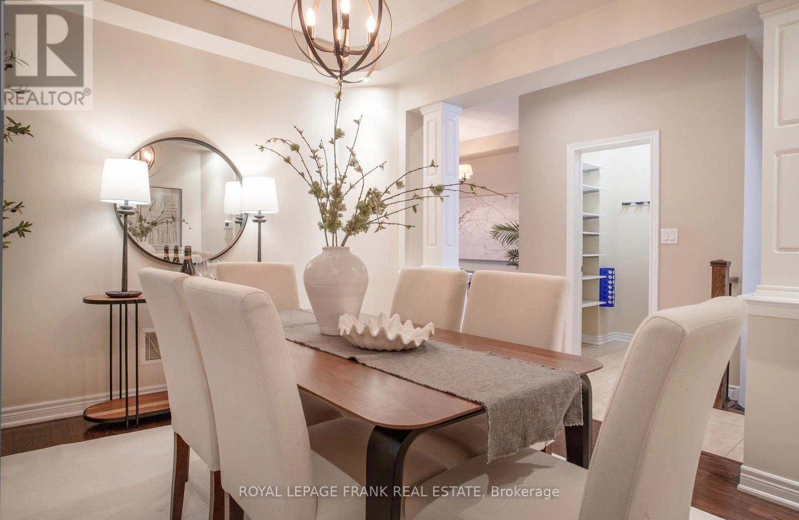 2309 Wuthering Heights Way, Oakville, Ontario  L6M 0E7 - Photo 6 - W12890052