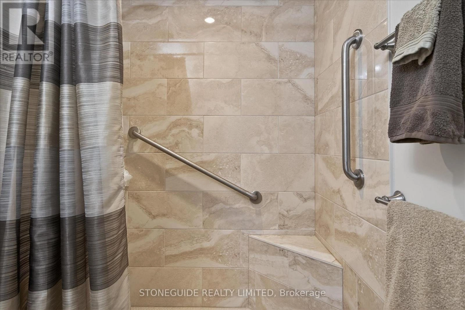 669 Tully Crescent, Peterborough, Ontario  K9K 0A9 - Photo 36 - X12891642