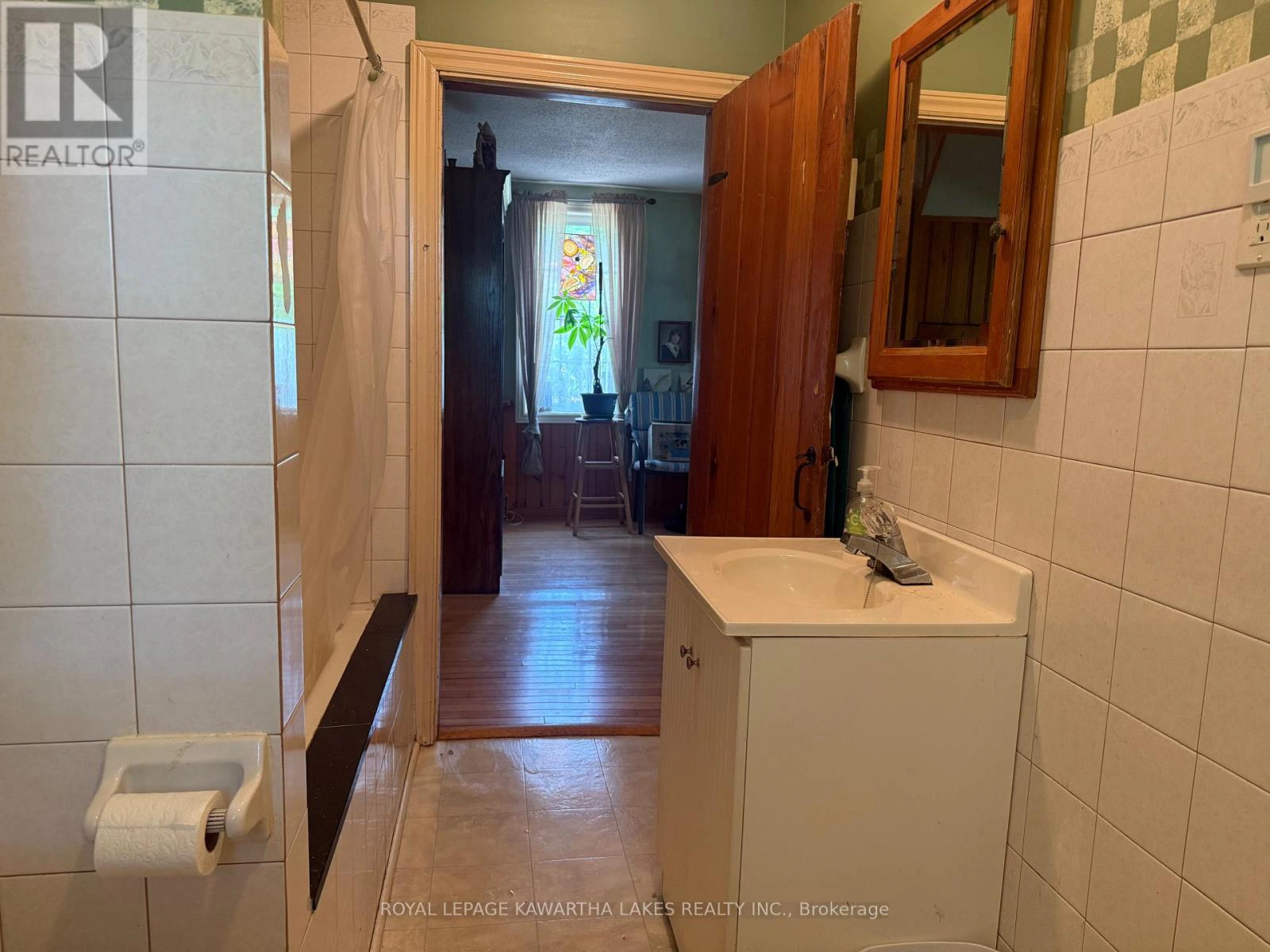 5 Government Dock Road, Kawartha Lakes, Ontario  K0M 2L0 - Photo 21 - X12499764