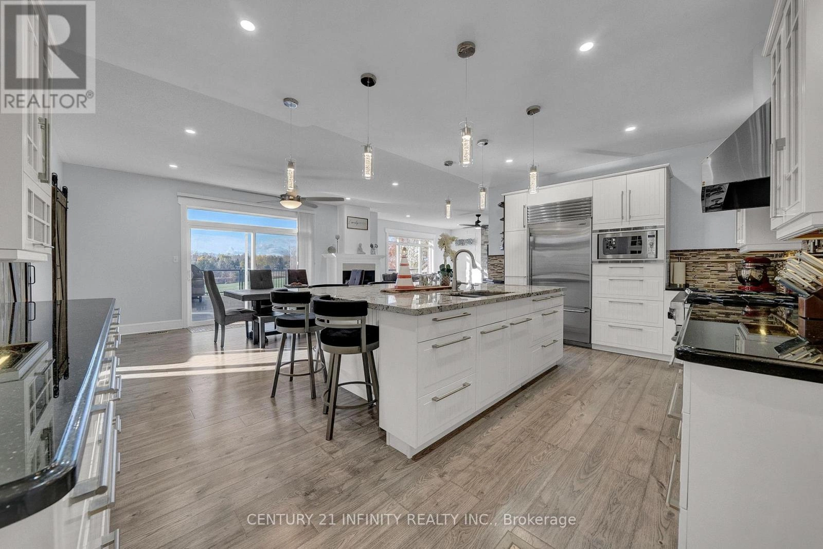 222 Southcrest Drive, Kawartha Lakes, Ontario  L0C 1G0 - Photo 12 - X12909140