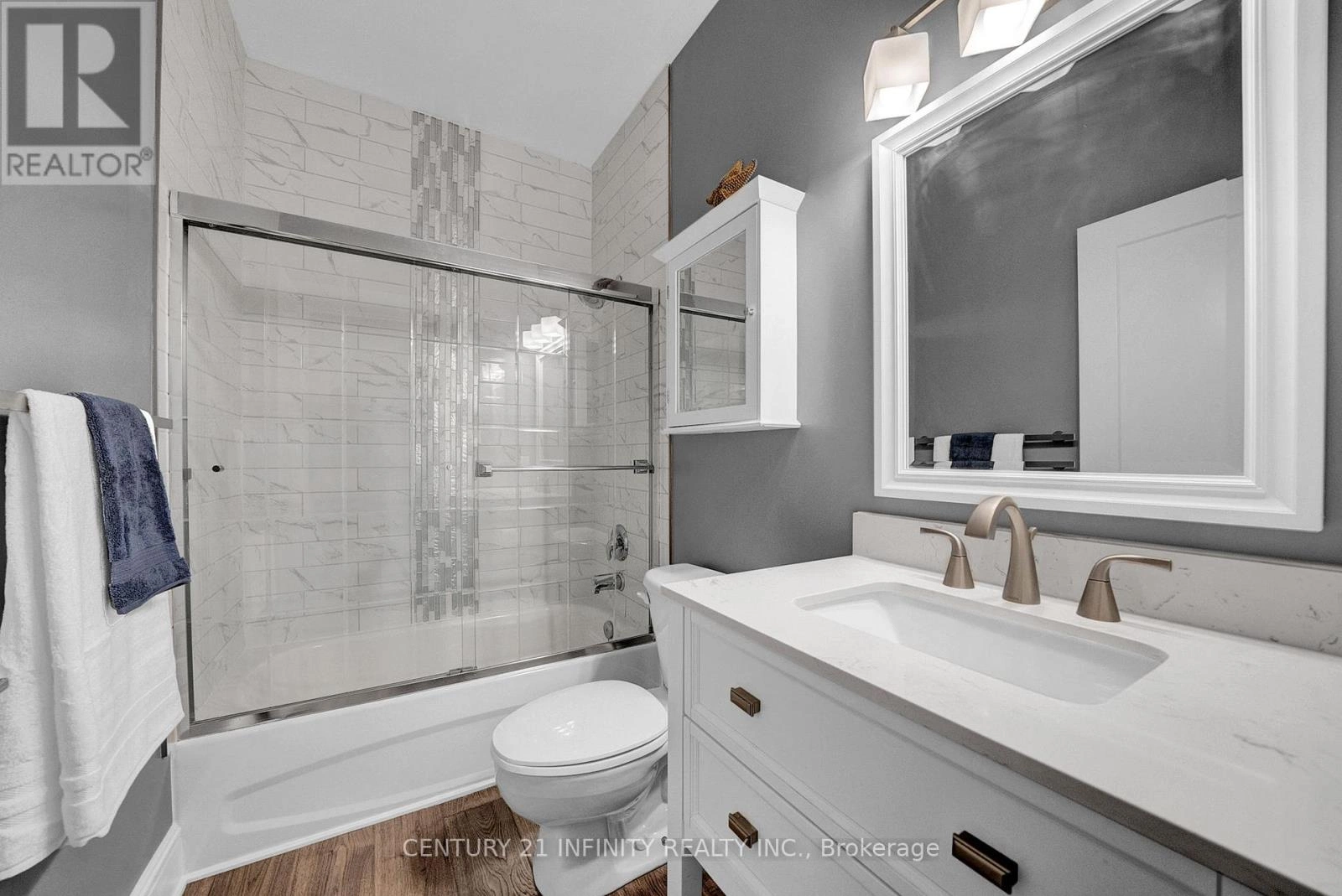 222 Southcrest Drive, Kawartha Lakes, Ontario  L0C 1G0 - Photo 28 - X12909140