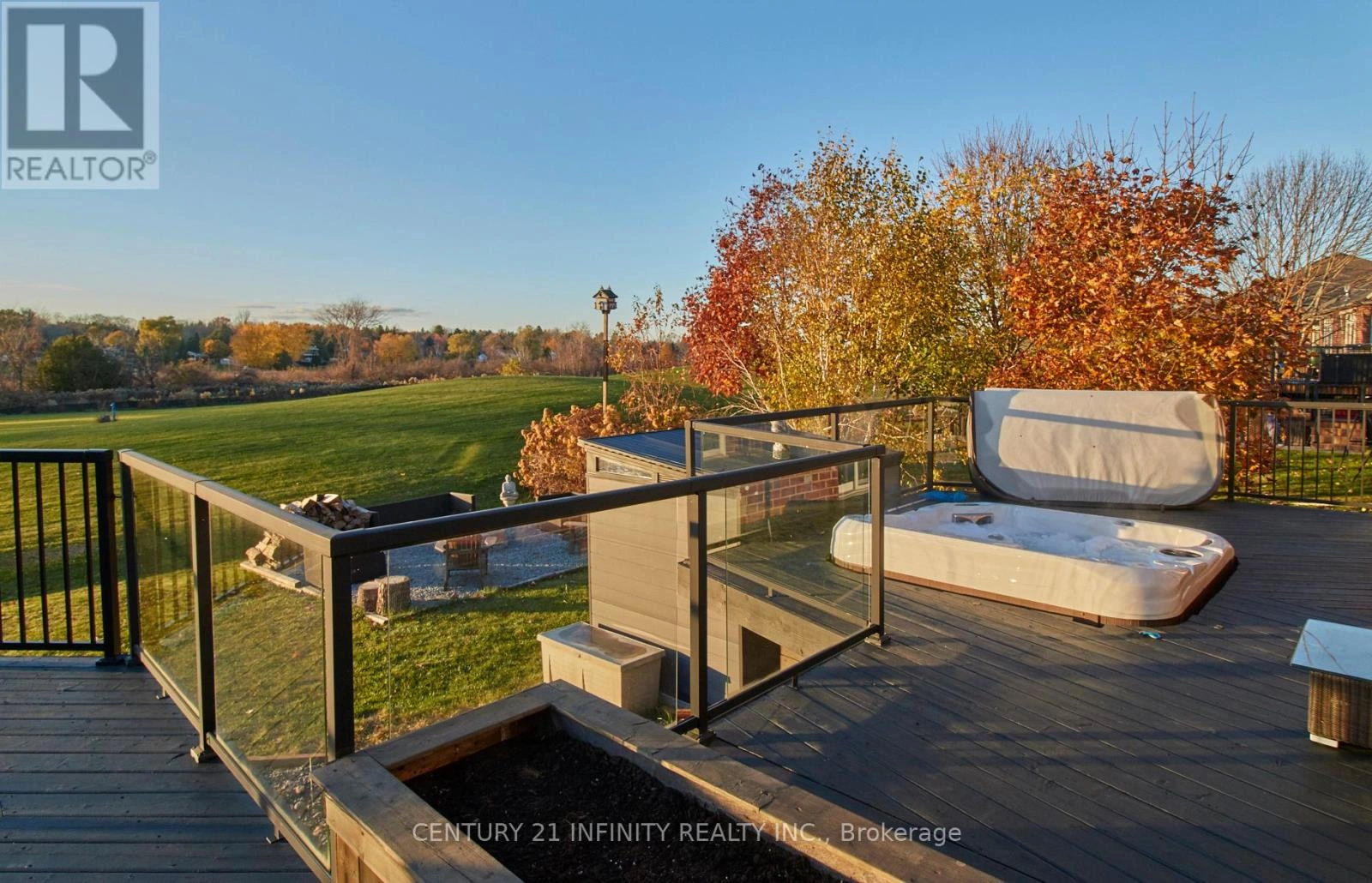 222 Southcrest Drive, Kawartha Lakes, Ontario  L0C 1G0 - Photo 44 - X12909140