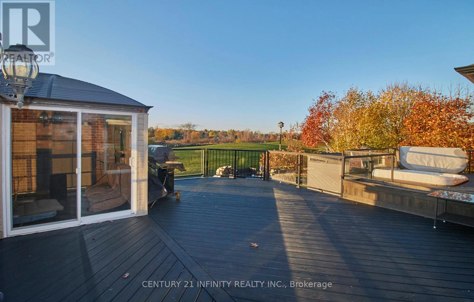 222 Southcrest Drive, Kawartha Lakes, Ontario  L0C 1G0 - Photo 47 - X12909140