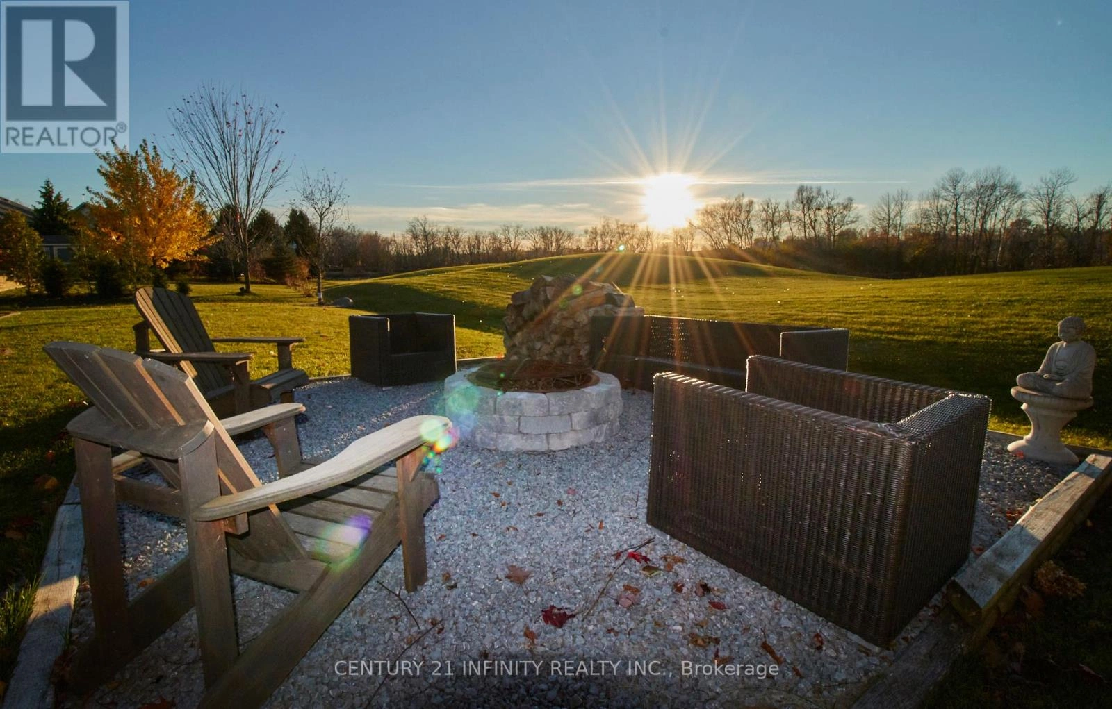 222 Southcrest Drive, Kawartha Lakes, Ontario  L0C 1G0 - Photo 49 - X12909140