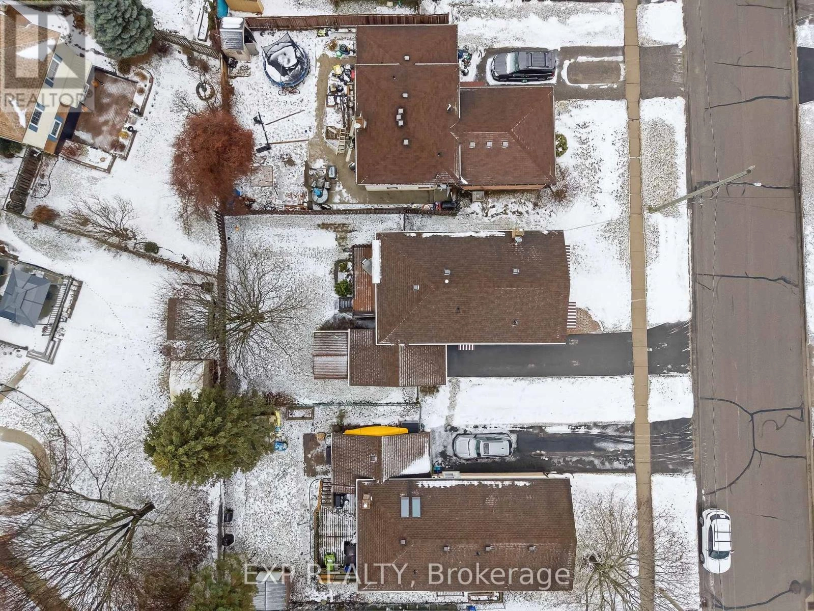 557 Daintry Crescent, Cobourg, Ontario K9A 4X9 - Photo 2 - X12917738