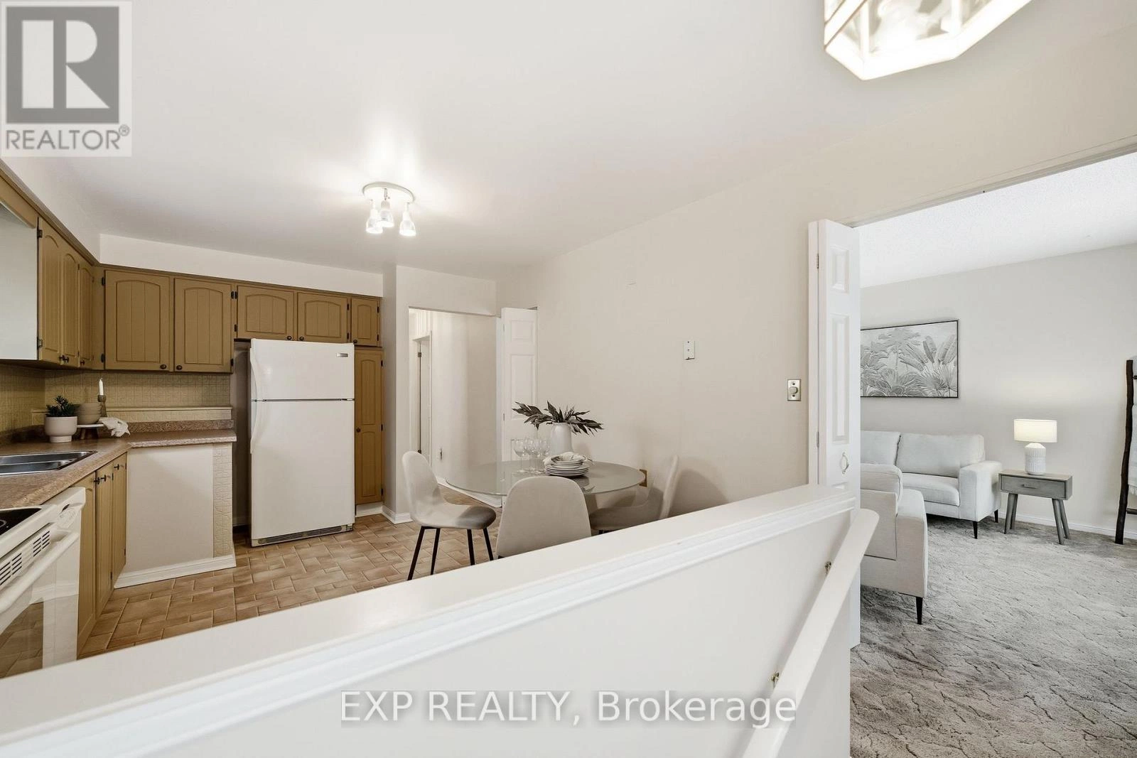 557 Daintry Crescent, Cobourg, Ontario K9A 4X9 - Photo 6 - X12917738