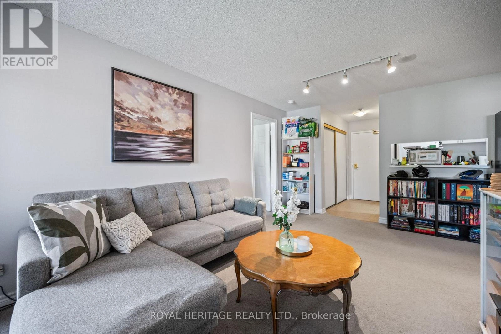 303 - 195 Lake Driveway W, Ajax, Ontario  L1S 7H7 - Photo 5 - E12917924