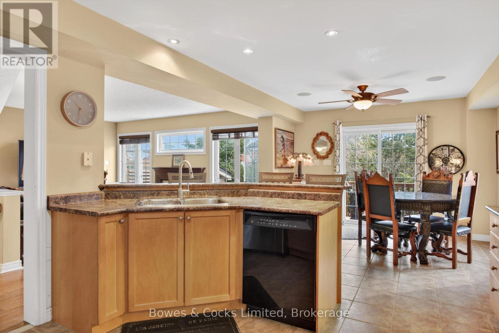 58 Carlinds Drive, Whitby, Ontario  L1R 3B8 - Photo 18 - E12945334