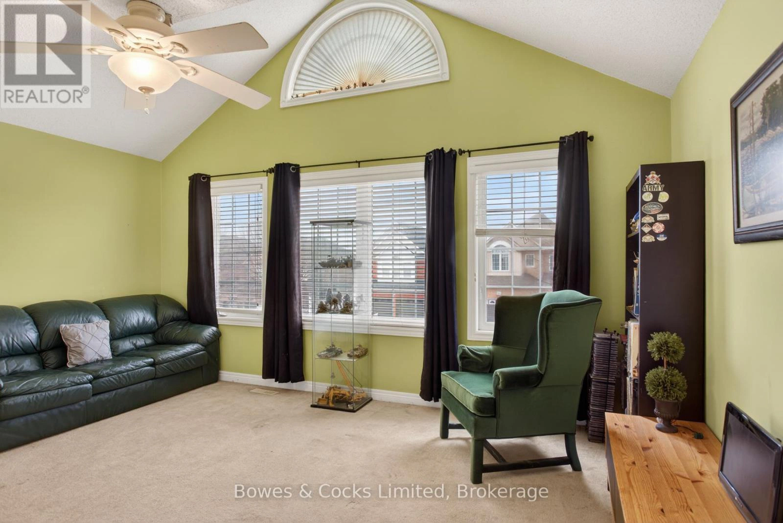 58 Carlinds Drive, Whitby, Ontario  L1R 3B8 - Photo 32 - E12945334