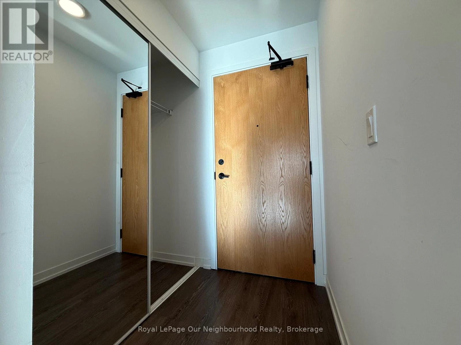 2512 - 7950 Bathurst Street, Vaughan, Ontario  L4J 0L4 - Photo 18 - N12948036