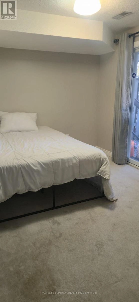 54 Mccrimmon Crescent, Clarington, Ontario  L1C 4N3 - Photo 6 - E12950414