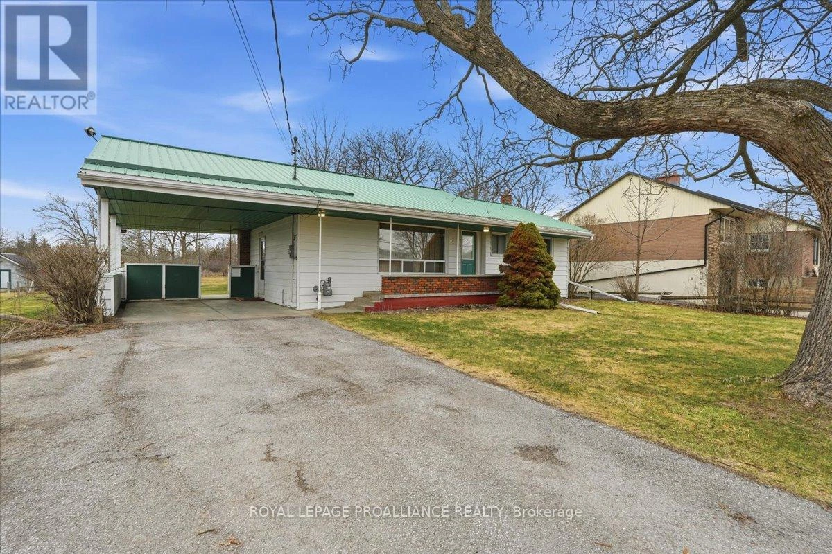 127 Aikins Road, Quinte West, Ontario K8N 4Z2 - Photo 38 - X12822220