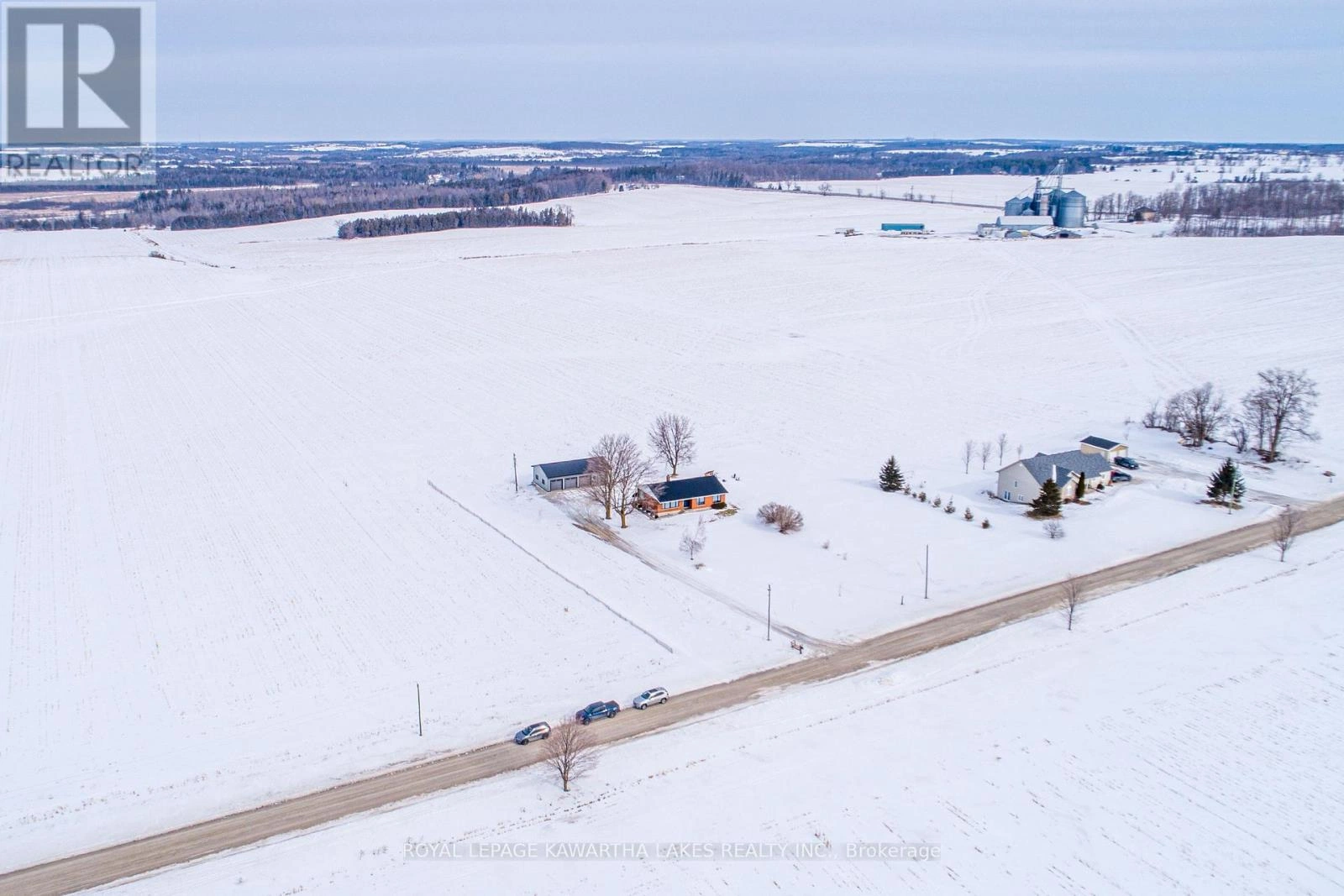S1075 Concession Rd 2, Brock, Ontario  L0C 1H0 - Photo 3 - N12845312
