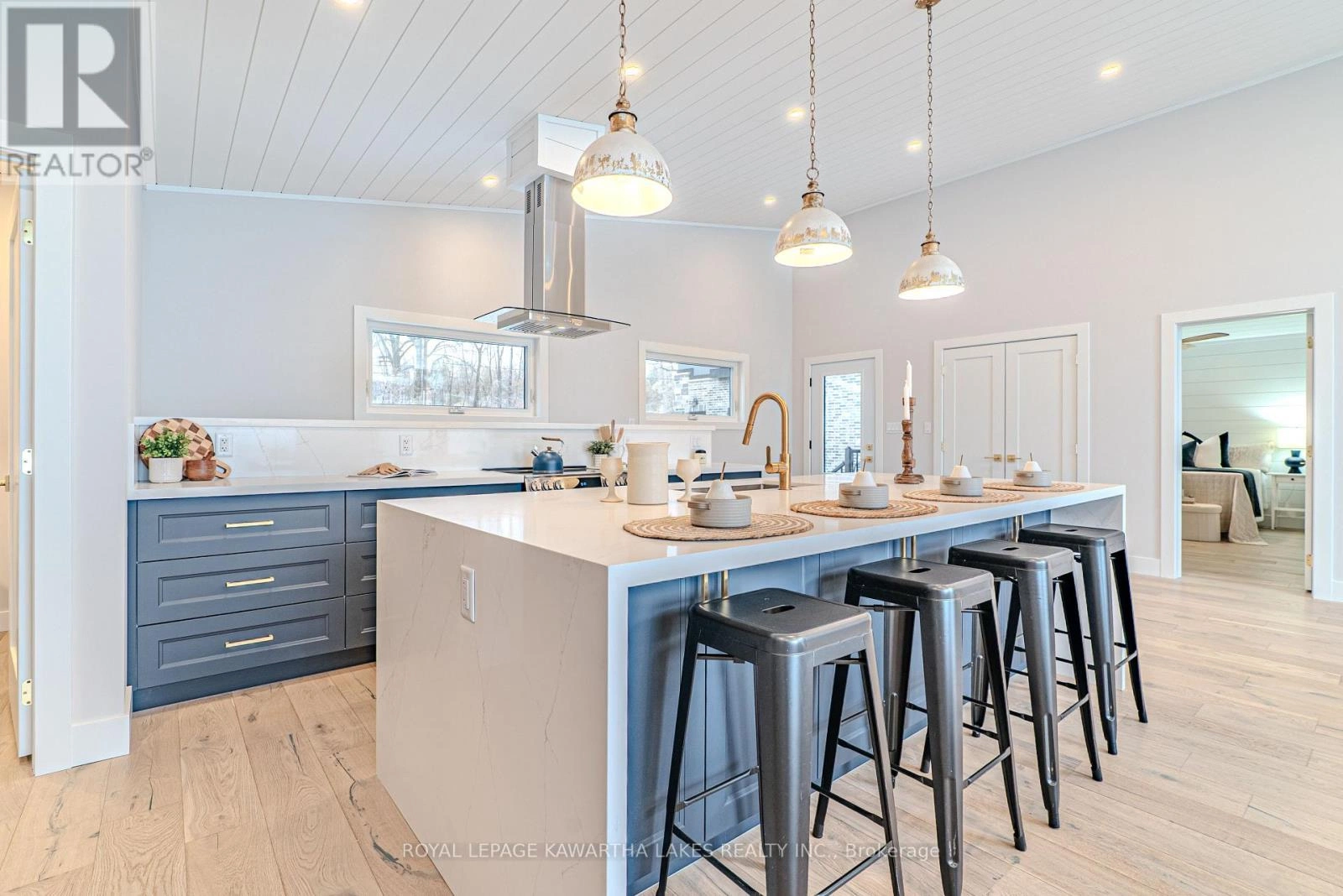 532 Long Beach Road, Kawartha Lakes, Ontario  K0M 1G0 - Photo 13 - X12878452