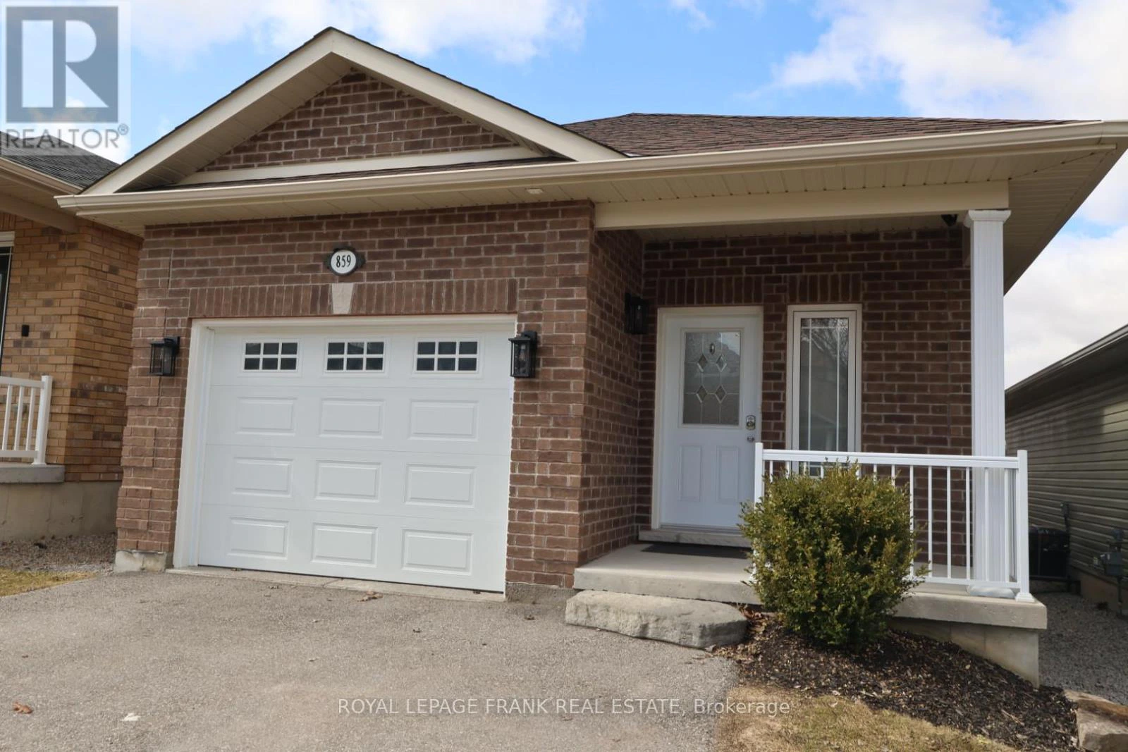 859 Emery Way, Peterborough, Ontario  K9J 0H7 - Photo 1 - X12947688