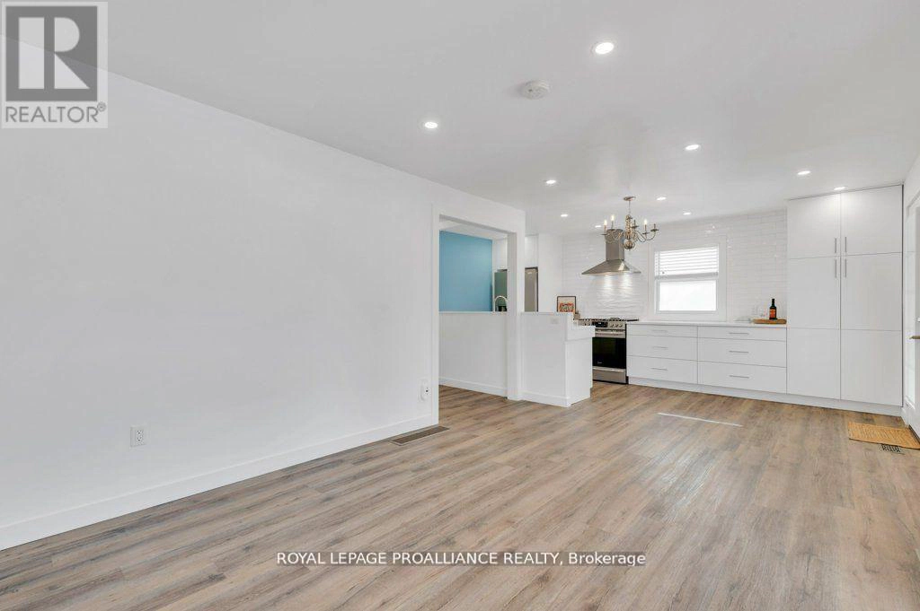 61 Delaney Street, Quinte West, Ontario  K8V 4L7 - Photo 16 - X12961274