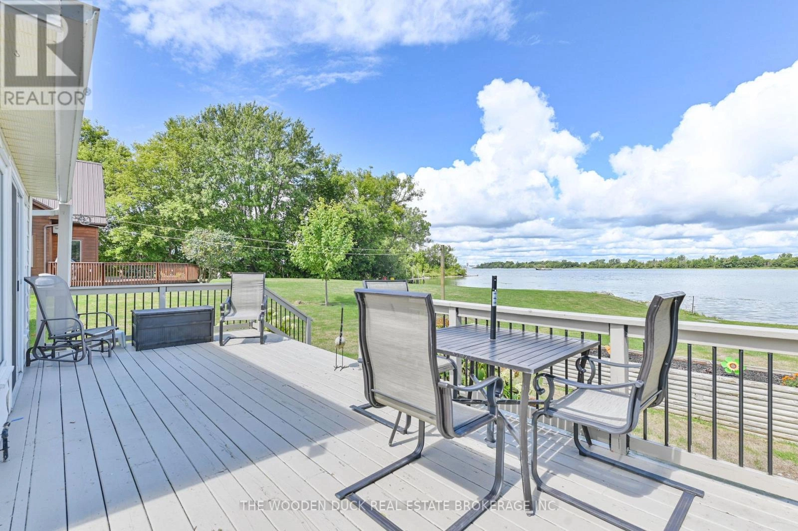 1314 96 Highway, Frontenac Islands, Ontario K0H 2Y0 - Photo 2 - X12962694