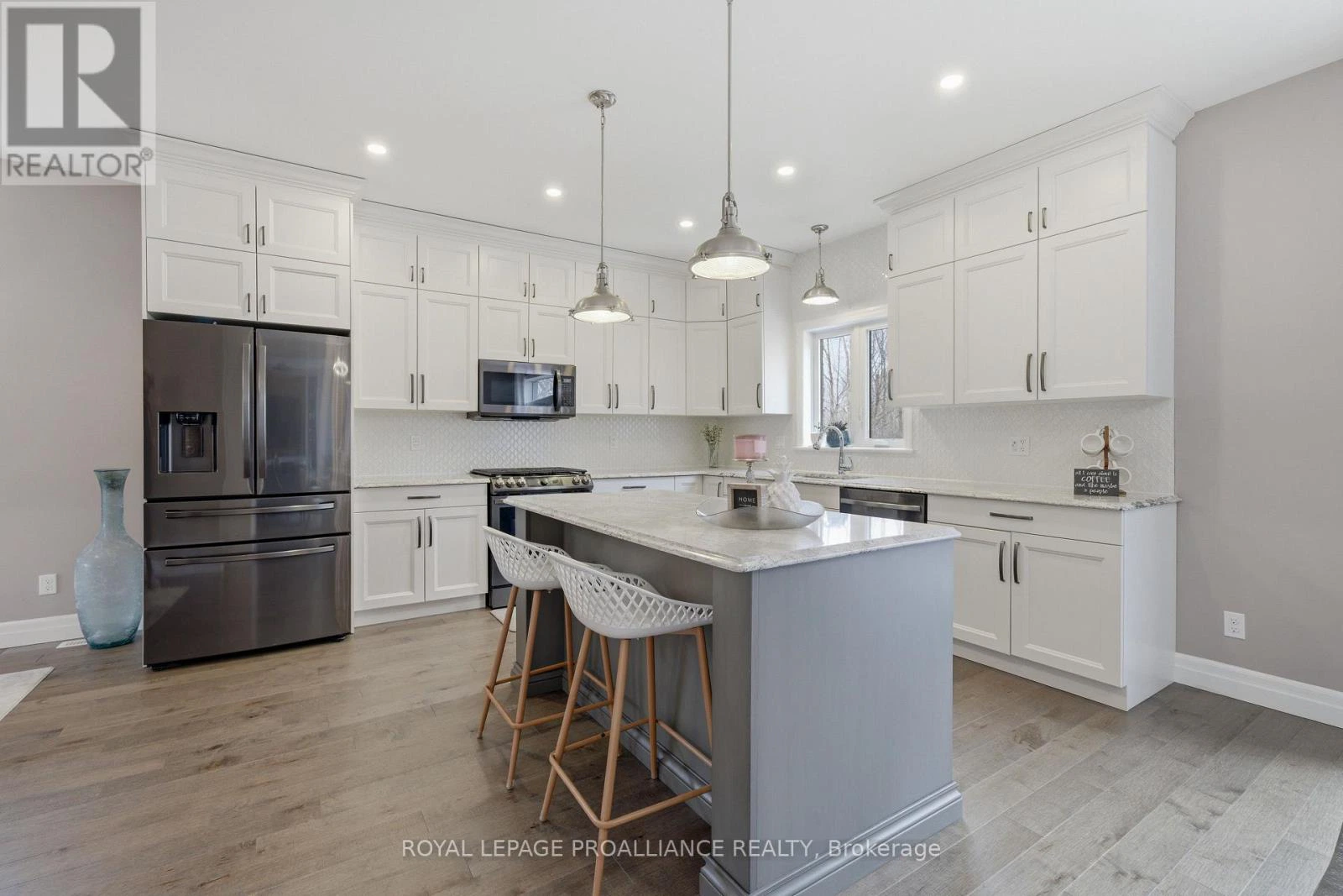 57 Appledene Drive, Quinte West, Ontario  K8V 0H6 - Photo 10 - X12963208