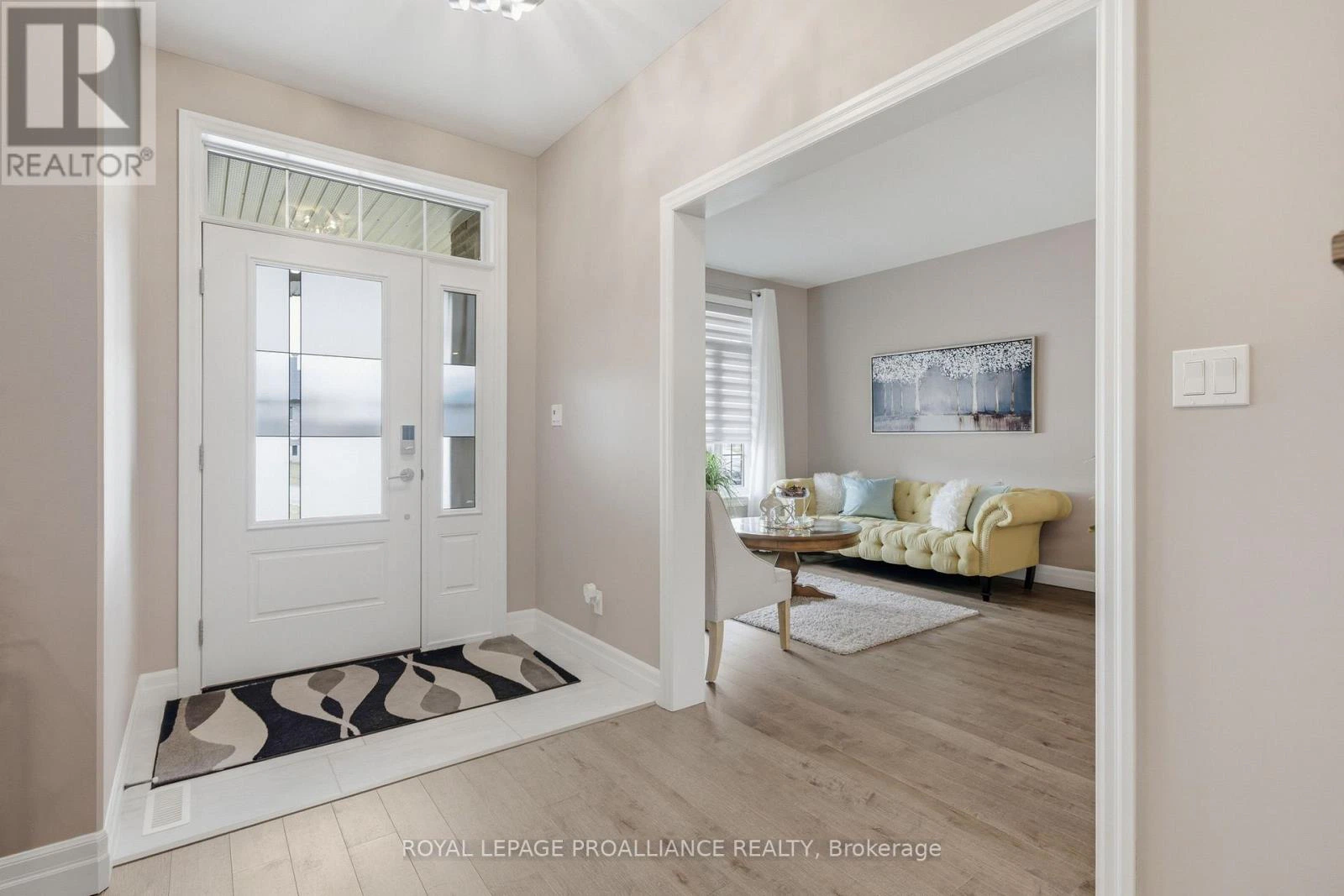 57 Appledene Drive, Quinte West, Ontario  K8V 0H6 - Photo 6 - X12963208