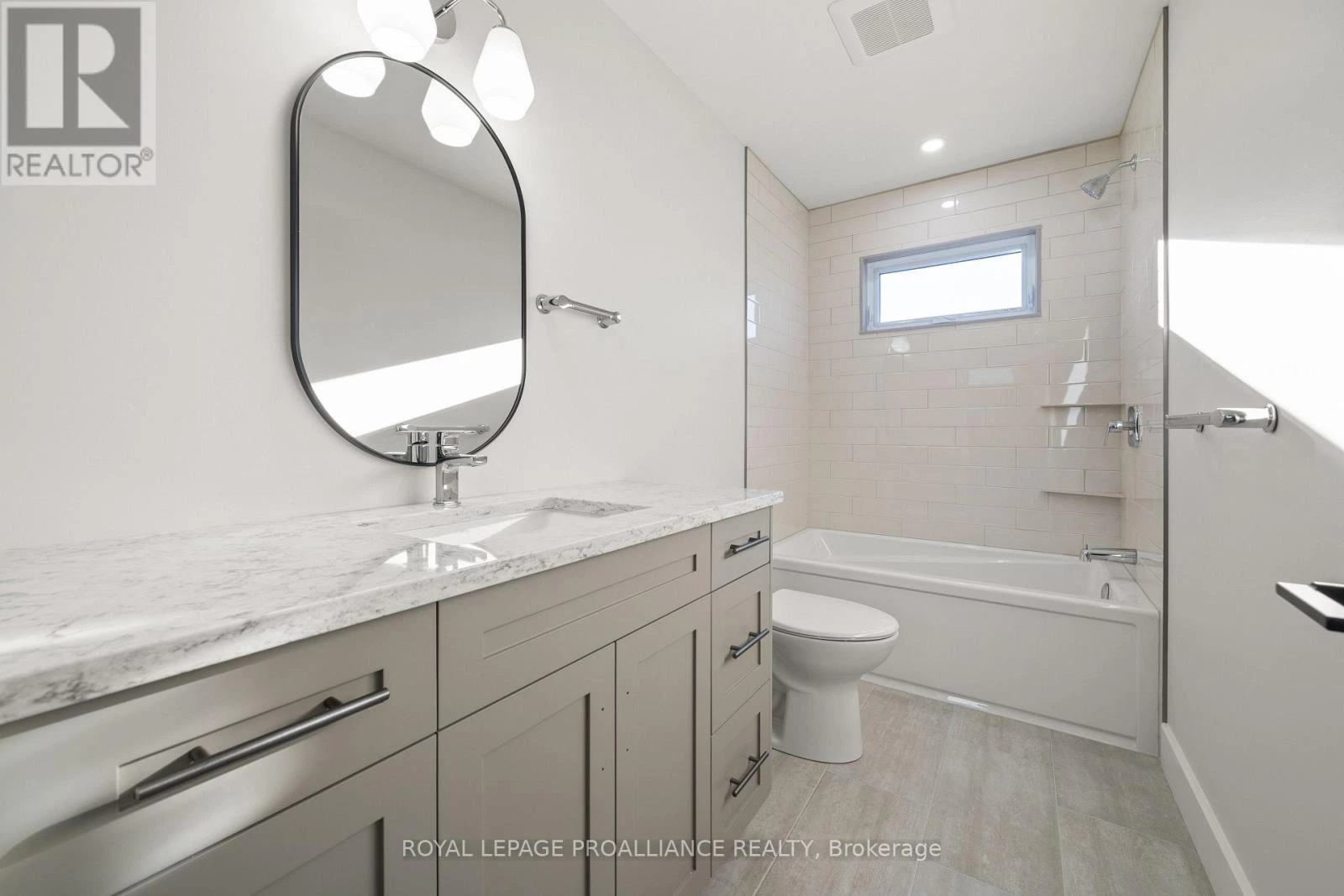 44 Fraser Drive, Quinte West, Ontario  K0K 1E0 - Photo 25 - X12562098