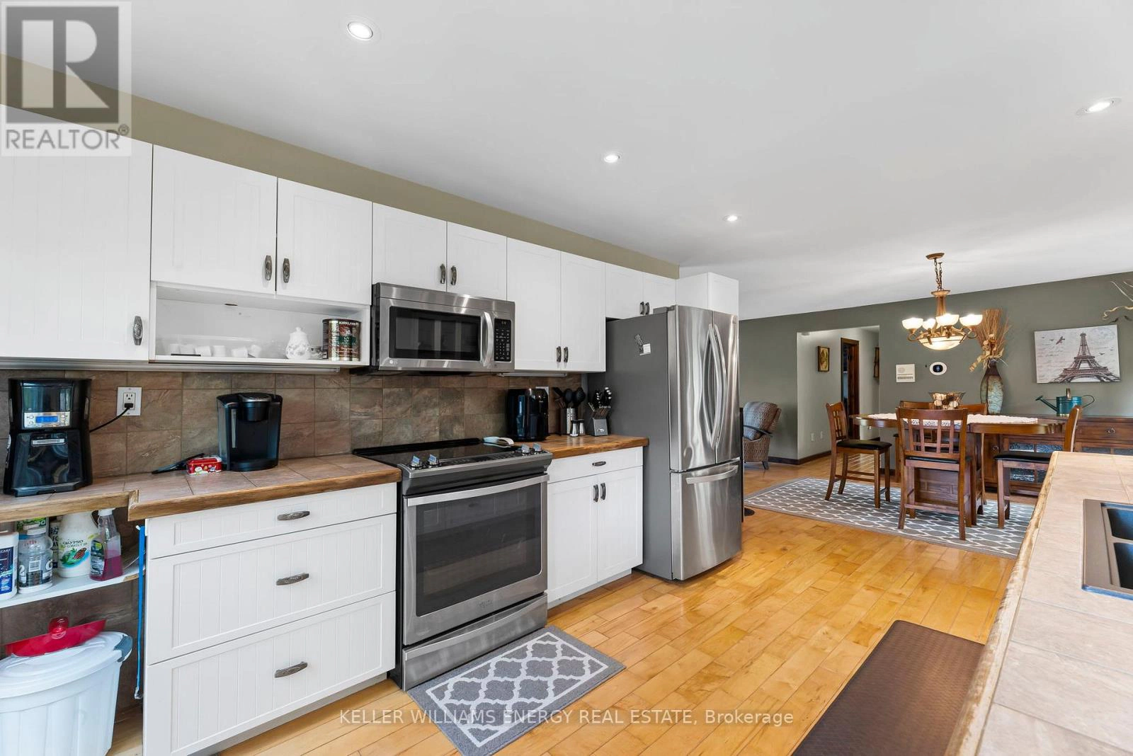 4070 Hwy 28, Selwyn, Ontario K0L 2H0 - Photo 16 - X12967248