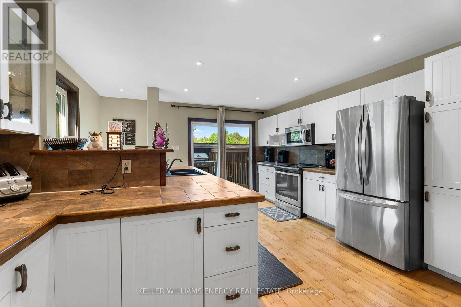 4070 Hwy 28, Selwyn, Ontario K0L 2H0 - Photo 17 - X12967248